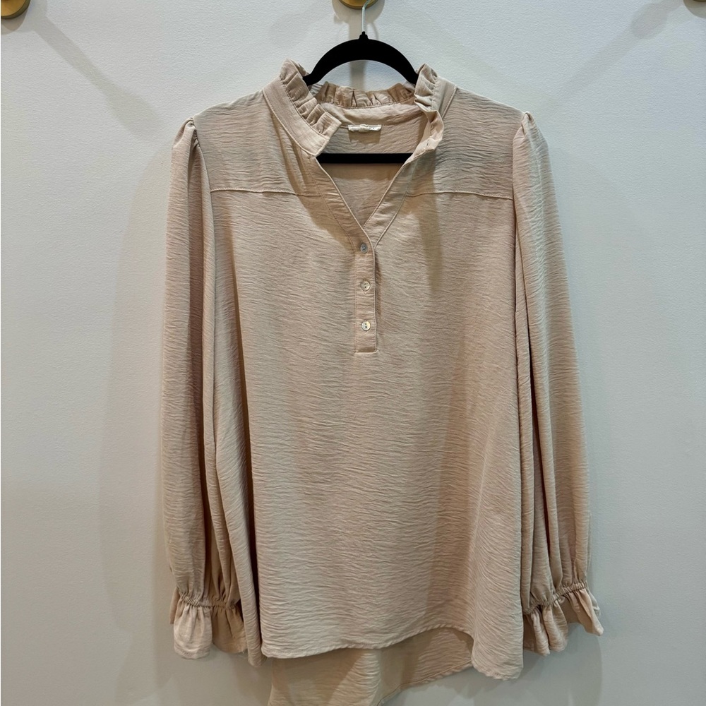 JODIFL Cream Ruffled Blouse